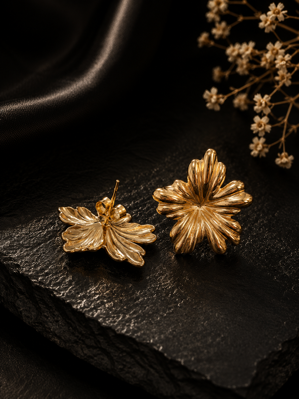The Solaria Bloom Studs