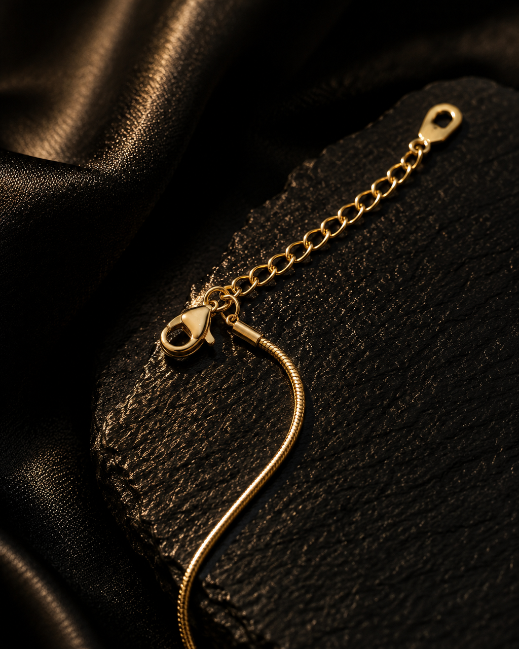The Pearl Heart Golden Lotus Necklace