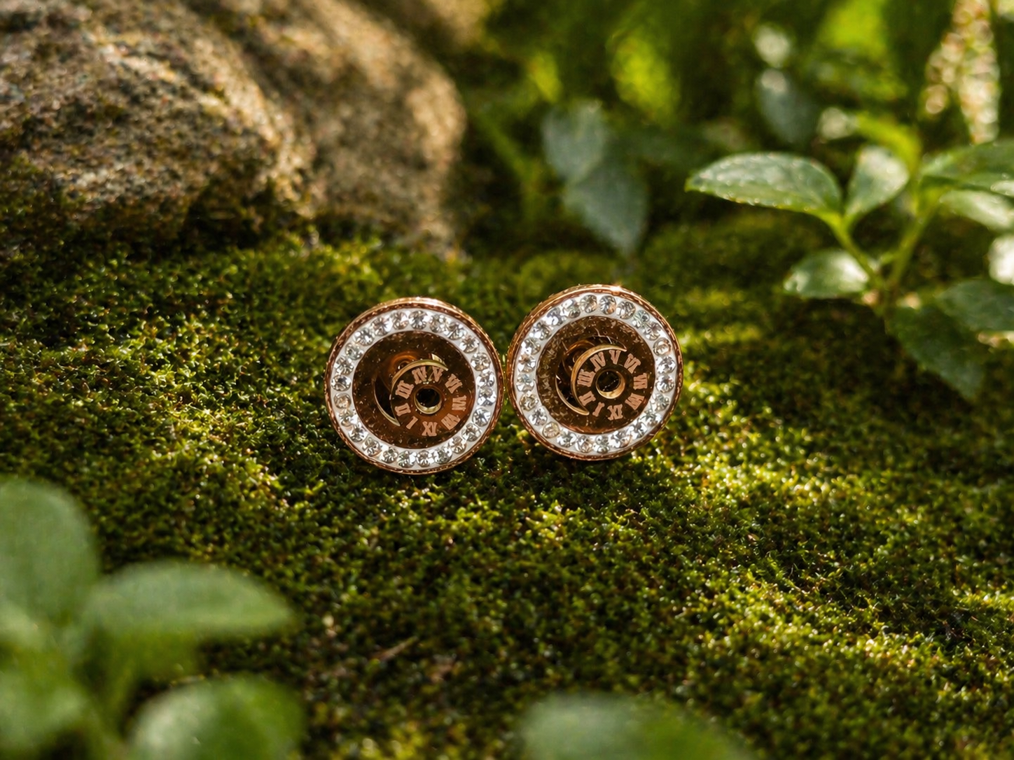 Roman Romance Studs